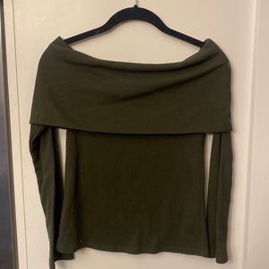 Forever 21 dark green off the shoulder sweater.
